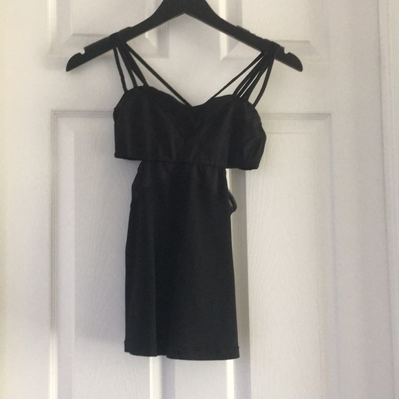 Lululemon Exquisite Tank built in bra black - Picture 2 of 16